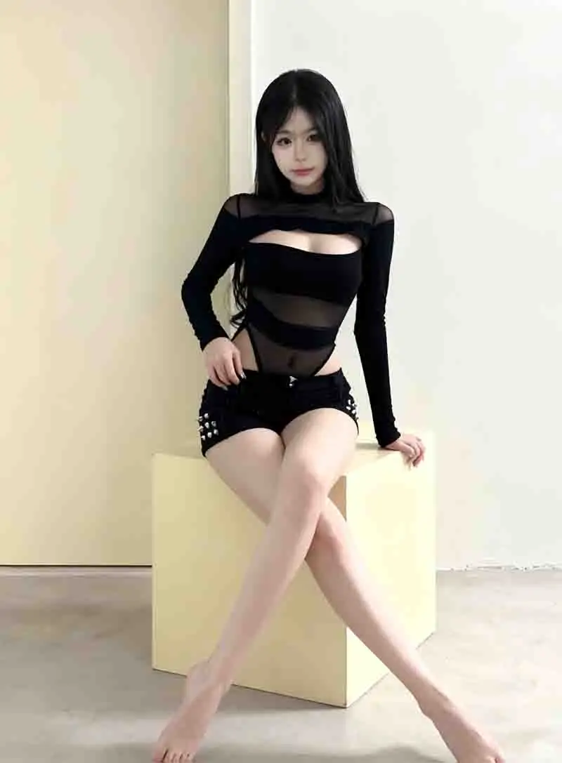 

Bodysuit Quarter Sleeves Womens Full-Breasted Ins Padded Support Bust Tight Comfortable Breathable Light Lady Soft Base Sexy Hot