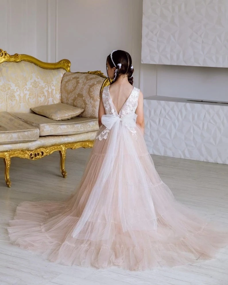 Lace Flower Girl Dress Girl Birthday Tulle Holy Communion Tutu with Train Princess Girls Dress Baby Pageant Dresses for Girls