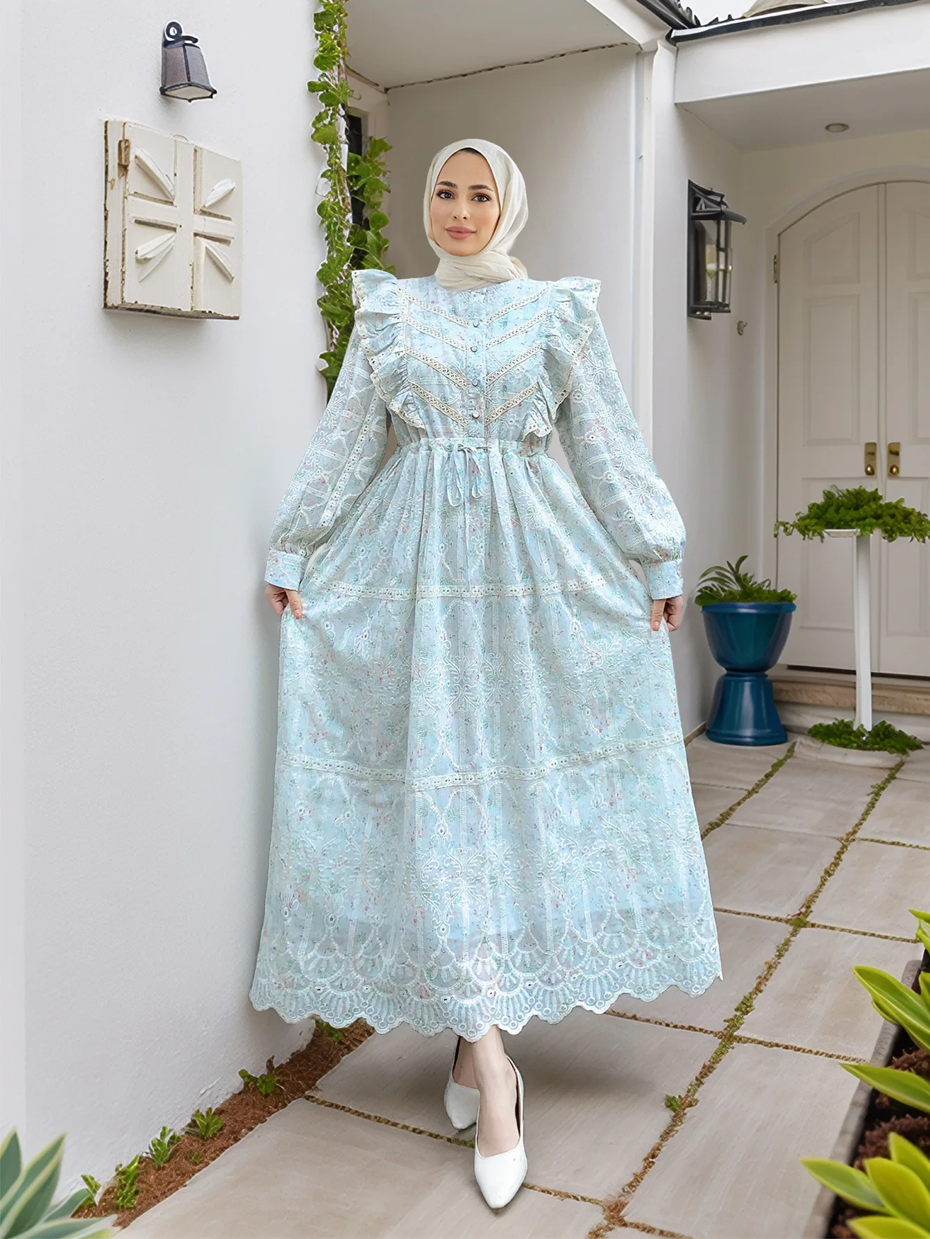 

Мусульманские платья Ближнего Востока 2025 Элегантные полые вышитые рюшами и рюшами ​ ​ Кружевное модное вечернее платье с длинными рукавами и цветочным принтом, повседневное