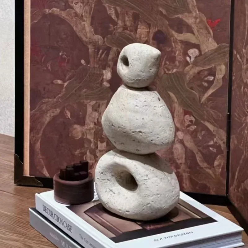 

Ornaments Creative Sculpture Modern Figurines Luxury Figurine Aesthetic Interior Accessories Bedroom Decoration Home Decorations