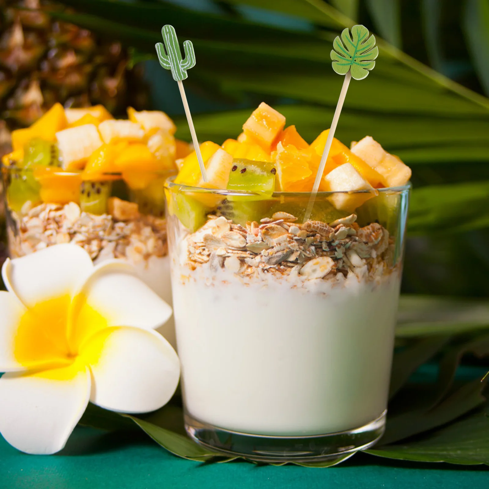 

100Pcs Cake Fruit Picks Elegant Hawaiian Cocktail Sticks for Fancy Appetizers Birthday Party Event Decorations