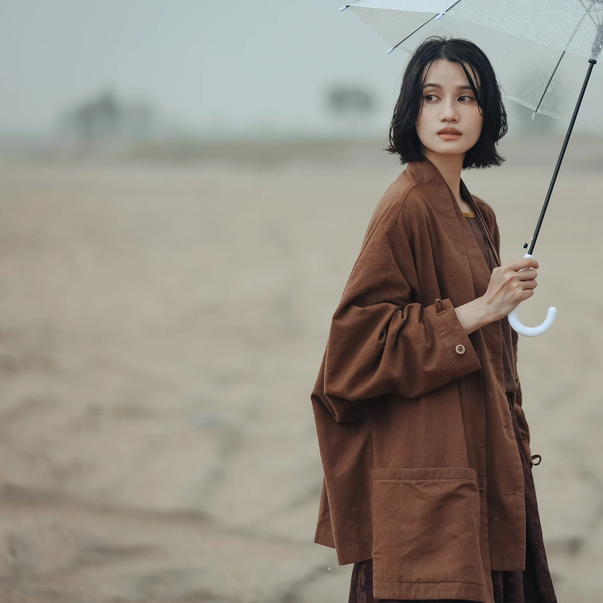 

Свободная женская ветровка из хлопка и льна средней длины, осенне-зимняя верхняя одежда, оригинальный дизайн, повседневное пальто с длинными рукавами