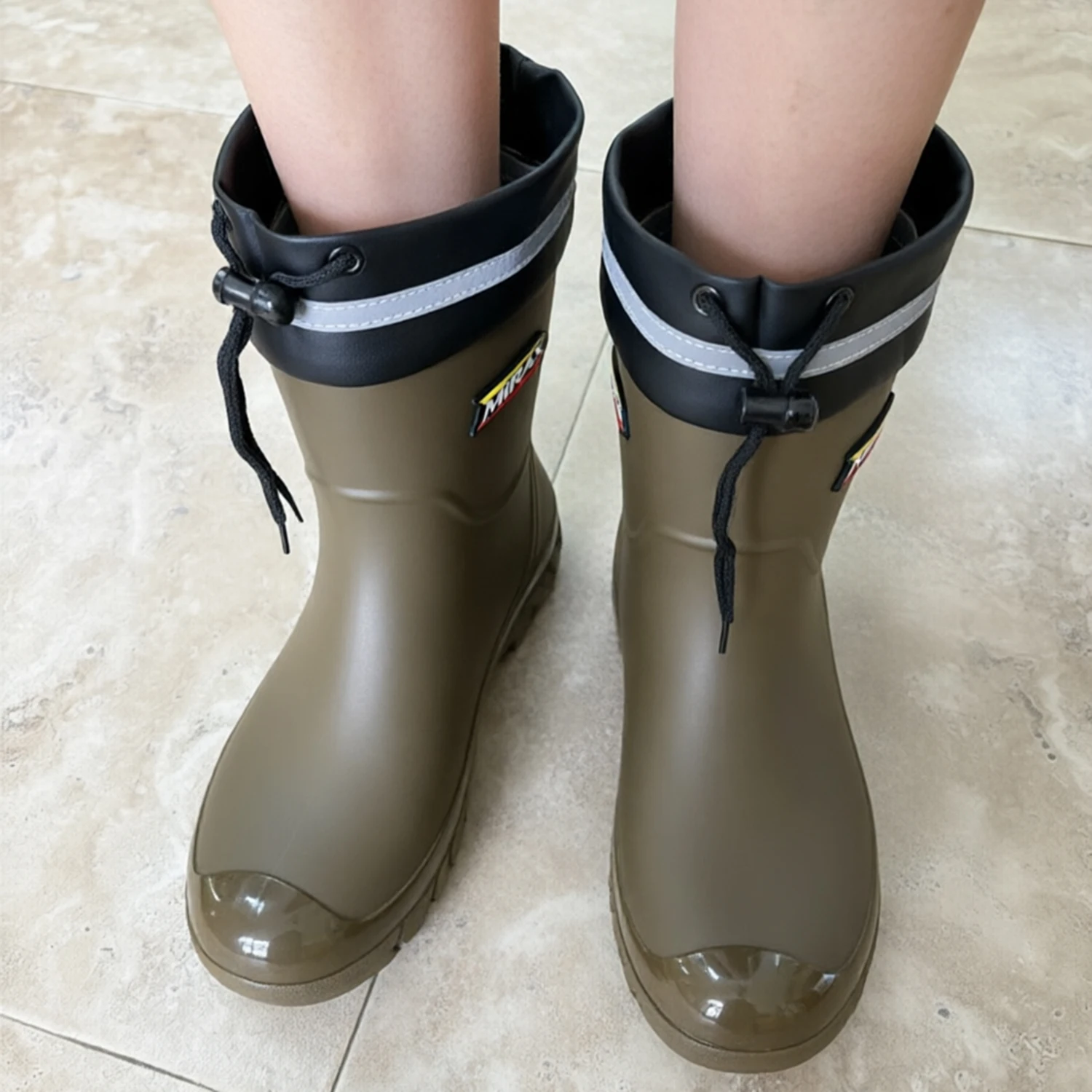 Modische, leichte, wasserdichte und rutschfeste Damen-Regenschuhe für Outdoor-Aktivitäten – Detail 5