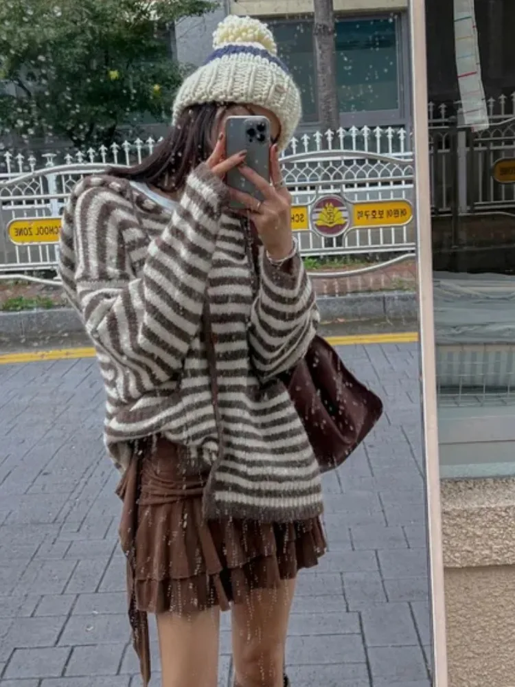 

Мягкий свитер с капюшоном в полоску в стиле ретро, женский свободный топ, модный предмет, ранняя осень, весна, зима