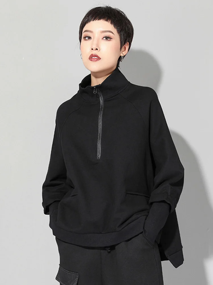 [EAM] Loose Fit Black Irregular Sweatshirt New Turtleneck Long Sleeve Women Big Size Fashion Tide Spring Autumn 2024 JQ021