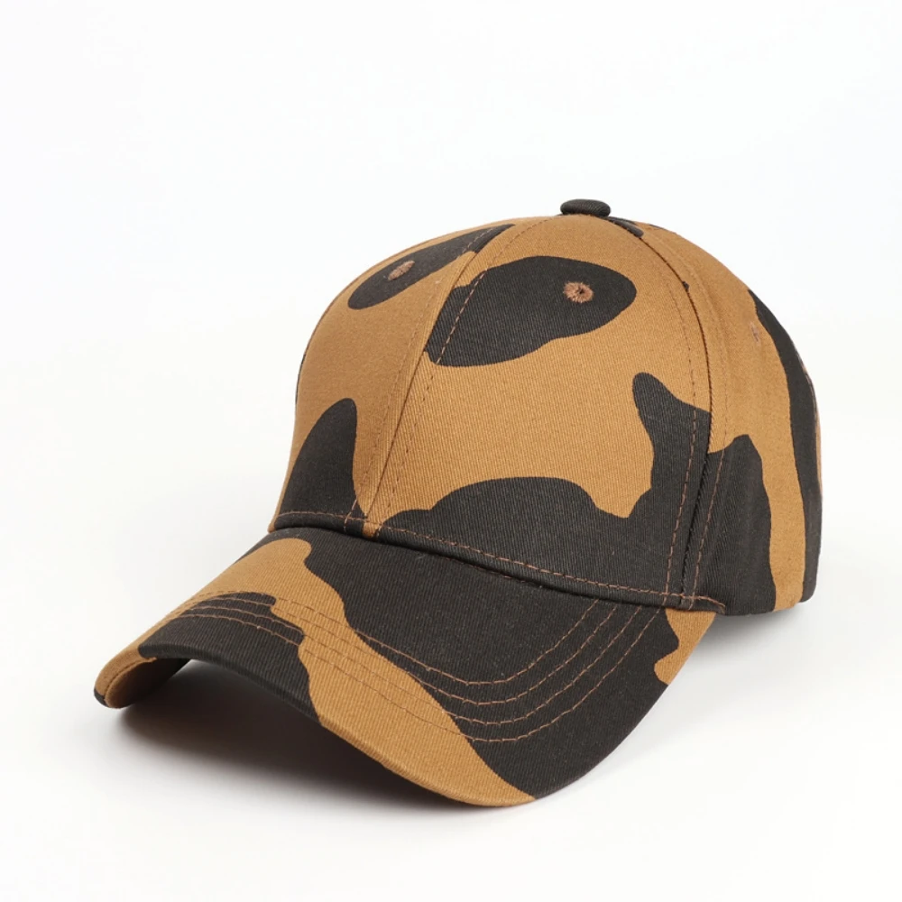A Niche Instagram-Style Checkered Cow-Pattern Baseball Cap With 4 Color Options. Comfortable and Suitable for Your Face Shape.