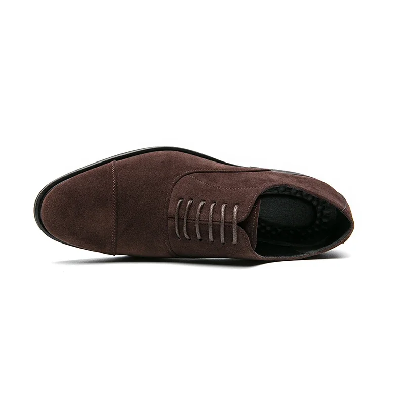 Nuove scarpe da uomo Coffee Flock Scarpe derby stringate traspiranti per uomo con Chaussures Pour Hommes Scarpe da uomo