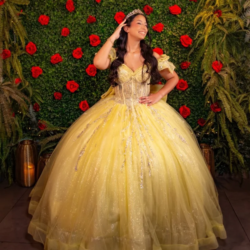 Shiny Yellow Quinceanera Dress Glitter Decal Long Tail off-shoulder Tull Layering Bow Vestidos De 15 Quinceanera ﻿Customize