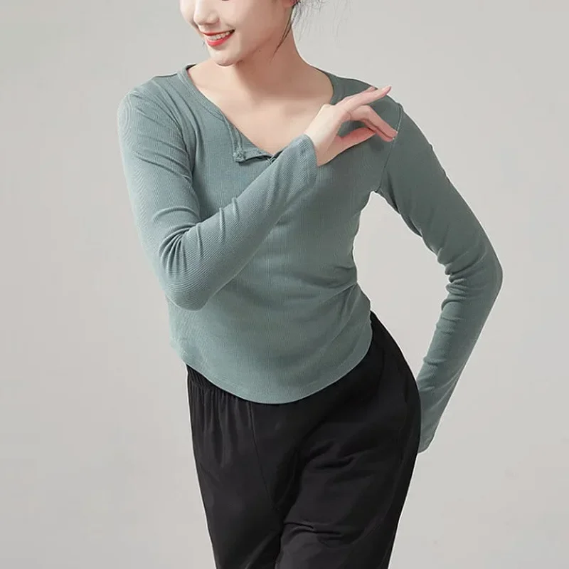 เสื้อผ้าเต้นรําสมัยใหม่พลิกคอวีสลิมฟิตแขนยาวด้านบนจีนเต้นรําพื้นบ้านคลาสสิกเต้นรําร่างกายการฝึกอบรมเสื้อผ้าฤดูใบไม้ผลิและ