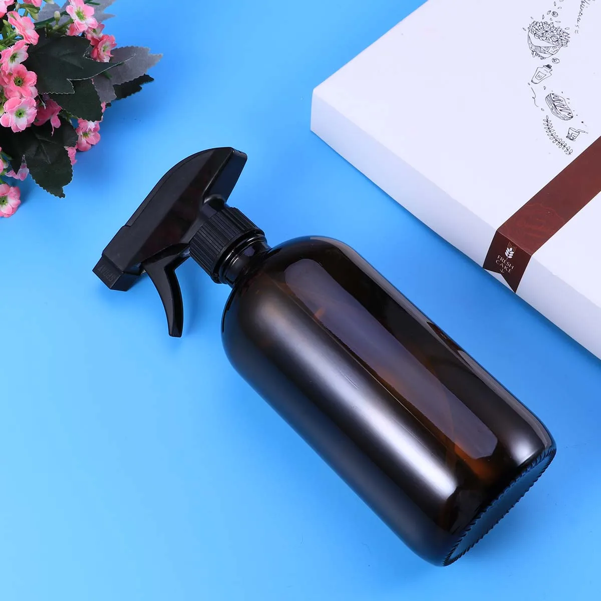 

Brown Glass Spray Bottles 500Ml Empty Portable Refillable Container for Essential Oils Cleaning Products Aromatherapy
