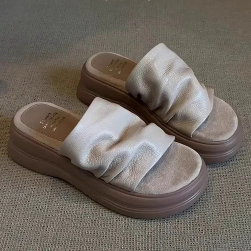 pantoufles-a-semelles-epaisses-en-peau-de-mouton-pour-femmes-nouvelle-mode-et-haut-de-gamme-sens-de-la-beaute-avec-jupe-sandales-cool