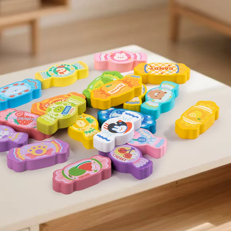 ألعاب خشبية ملونة على شكل حلوى مع أنماط متنوعة للعب. يمكن للأطفال ممارسة التعرف على الأشكال أثناء متعة مع العلبة #3