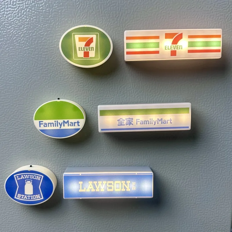 711 Magnetischer Convenience-Store-Leuchtkasten, Kühlschrankaufkleber, kreative Anzeigetafel, Lawson-Familie, Mini-Spielzeug, Ornamente und Geschenke