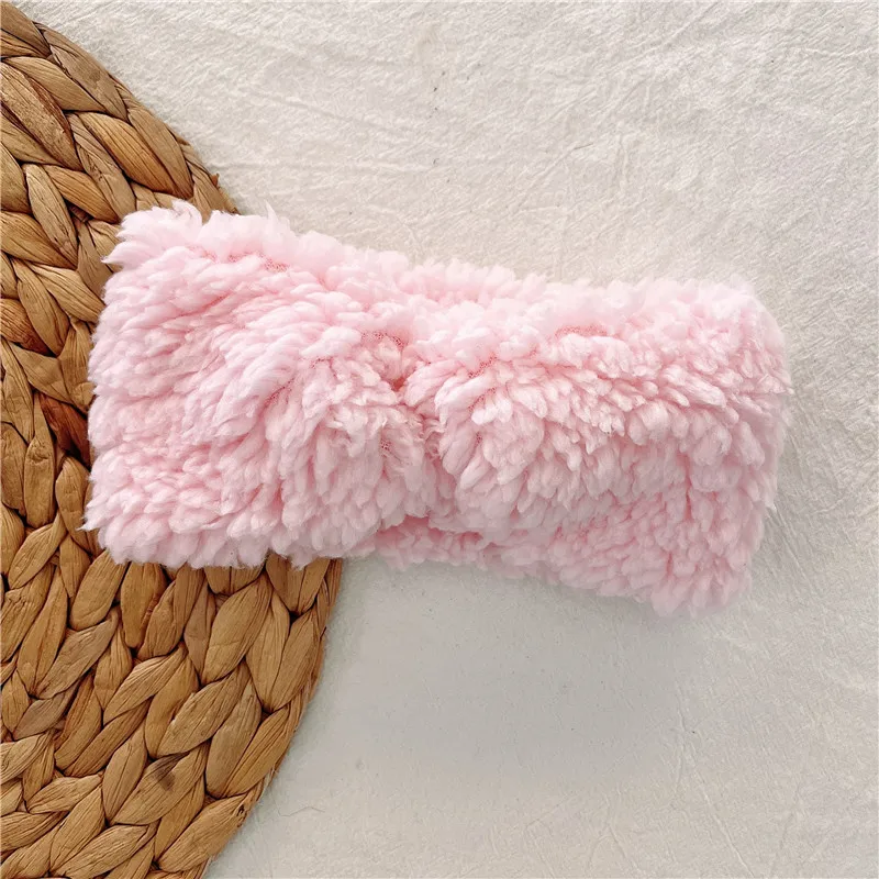 Zimowy pałąk dla matki dziewczyny akcesoria do włosów Teddy Fabric chusta na głowę miękki Twist Knot Turban Ear Warmer Vintage Hairbands