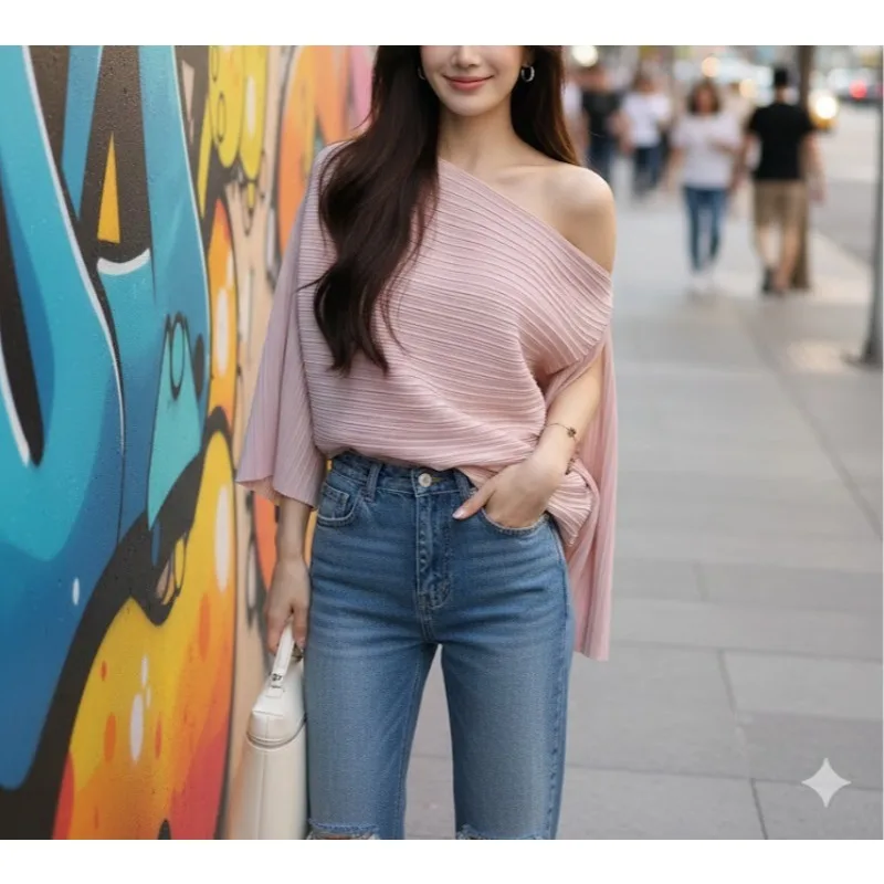 

Miyake Pleated T-shirt Fashion High Sense Sexiness One-shoulder Pleats Tops Women 2026 Summer Loose Thin Sun Protection T-shirt