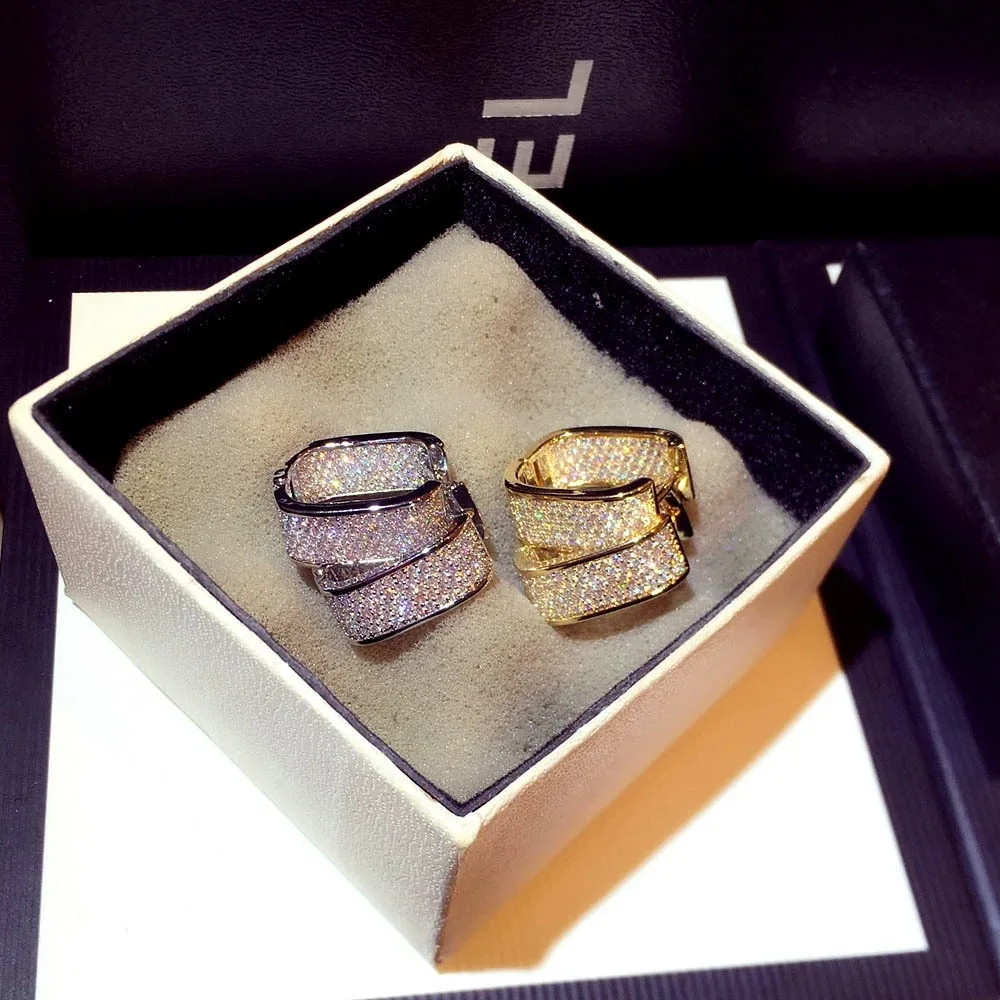 

Fashion Minimalist High-Grade Full Diamond Square Ear Buckles For Women, New INS Vintage Hong Kong Style Elegant Earrings