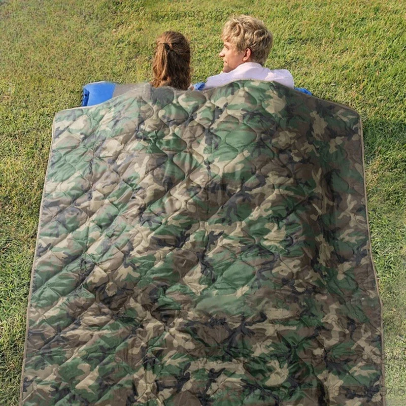 Camouflage Folding Emergency Blanket, Outdoor Camping Nap Quilt Portable Survival Supply