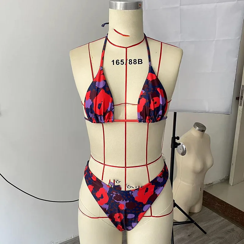 BEACHCICI damskie bikini dwuczęściowe lato seksowny nadruk Halter Neck zasznurować wzór jasny kolor Backless strój kąpielowy na wakacje na plaży