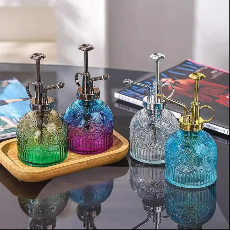 1Pc Glass Watering Spray Bottle Vintage Plastic Top Pump Watering Can Colored Glass Spary Bottle Plant Mister For House Plants
