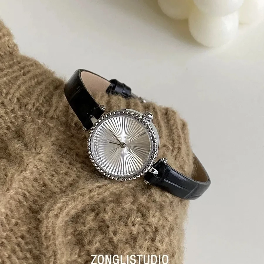 빈티지 Koperen Gouden Wijzerplaat Dame Armband Kerst Echt Lederen Luxe Vrouwen Horloge 쿼츠