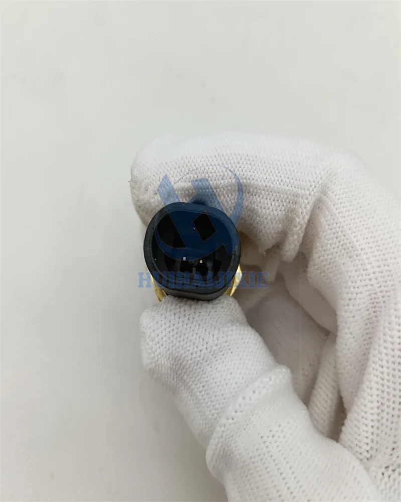 Water Temperature Sensor for Komatsu PC200-8 PC400-8 6D107