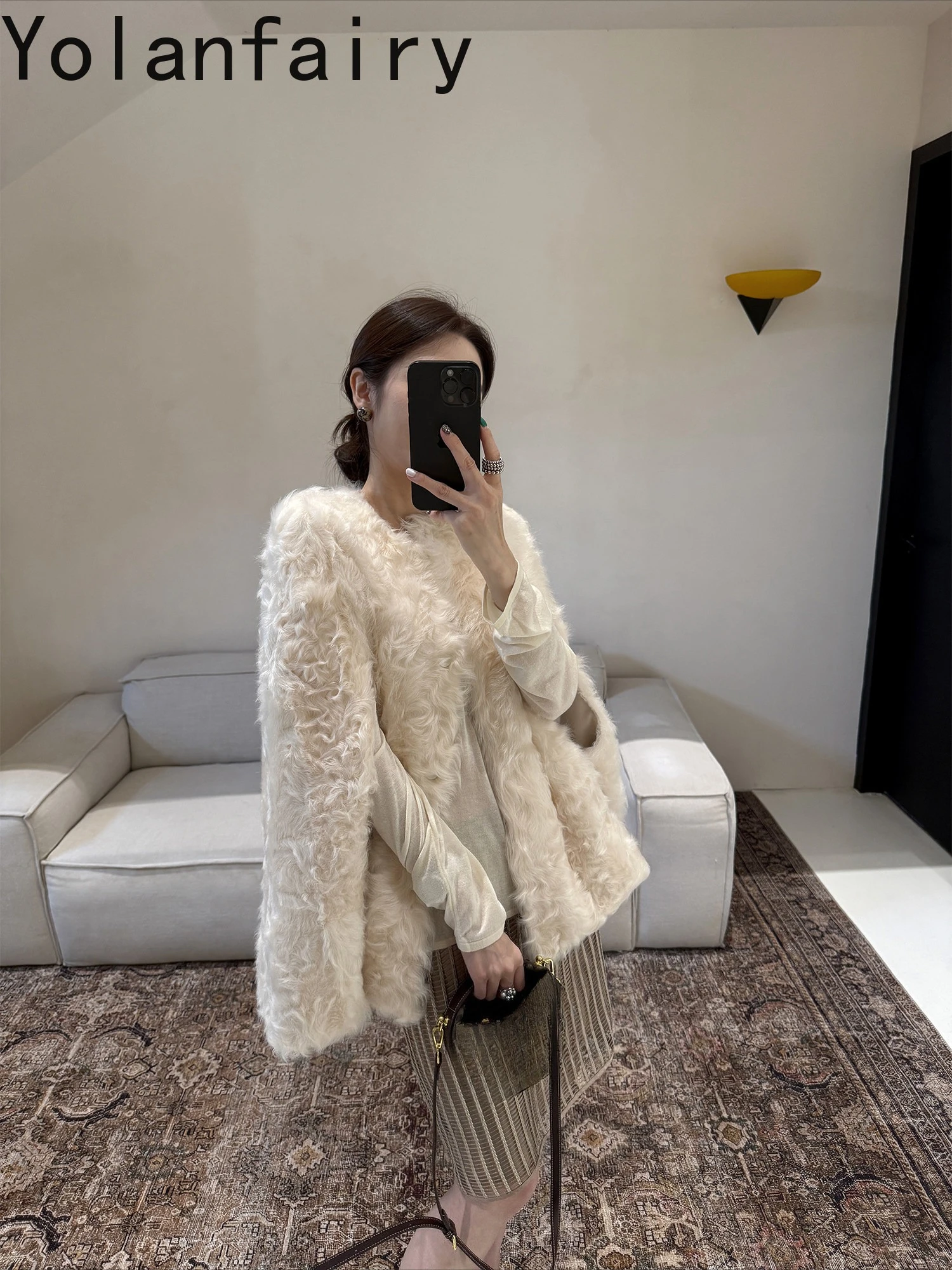 YOLANFAIRY Genuine Sheepskin Shearling Woman Real Fur Coat Winter High Quality 100% Natural Fur Jacket Cape Style Casaco Pele