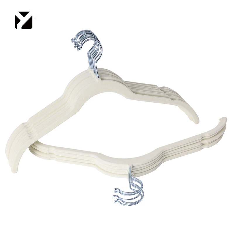 10/30/60Pcs 42cm Trendy Velvet Plastic Hangers for Women's Clothing, Flocked Hangers, Non-Slip and Won'T Fall Off, Protect Shoulders from Bulging, Won'T Damage Clothes, Very Attractive for Home and St image 6