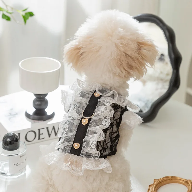 Spring and Summer Dogs Hollow Black and White Lace Lace Pull Back Heart Small Dogs Cat Teddy Pet Dog Clothes Dog Vest