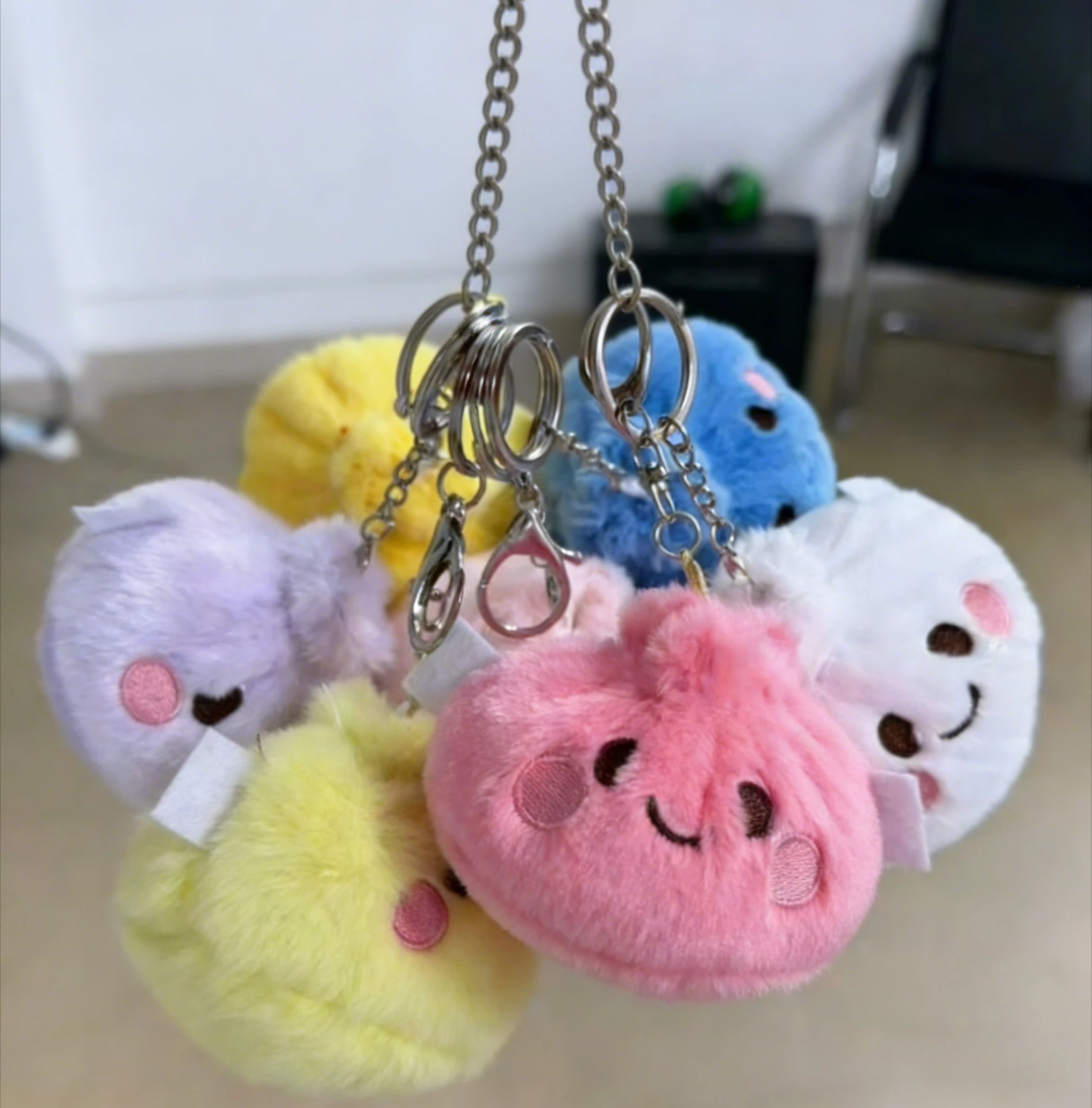 

2026 New Cute Plush Doll Decompression Pinch Pinch Keychain Toy Blind Box Ornament Party Favors