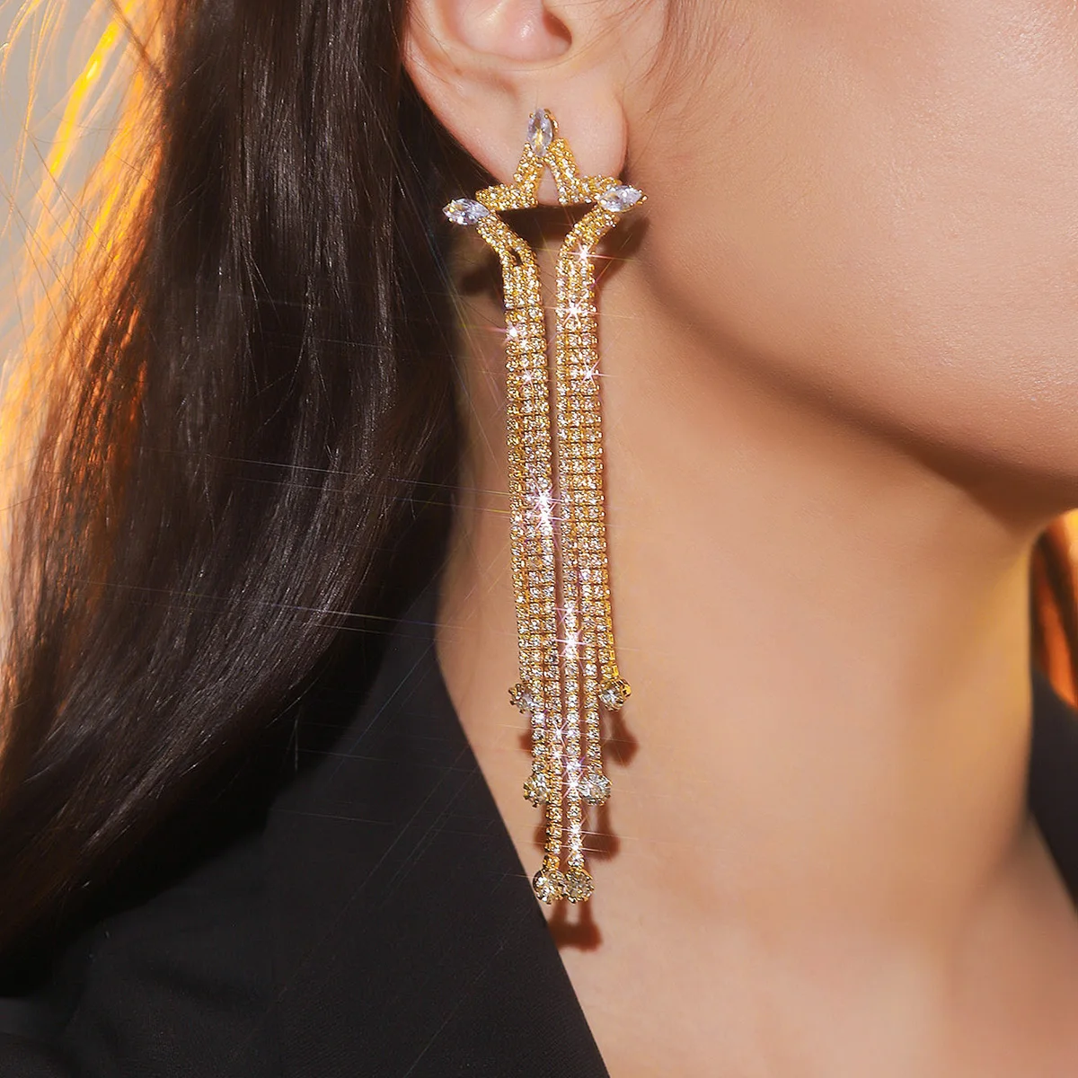 

Fashion personality gold full of diamonds pentagram long tassel earrings creative light luxury temperament versatile earrings