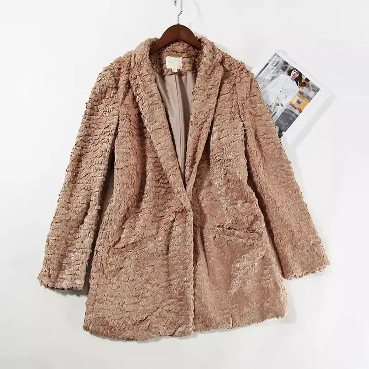 Fashionable Smooth Faux Fur Jacket Women's Short Outerwear A3499 by Xiao Xiao Clothing Store Winter Season Other Material 100%
