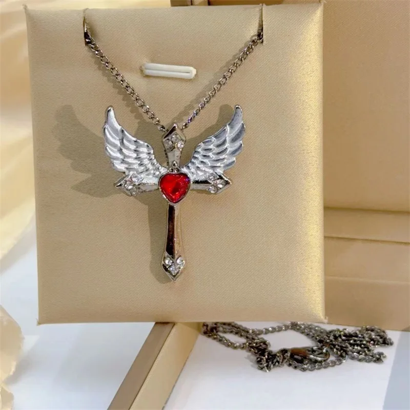 Fashion Delicate Angel Wings Necklace Classic Vintage Cross Craft White Feather Clavicle Chain Pendant