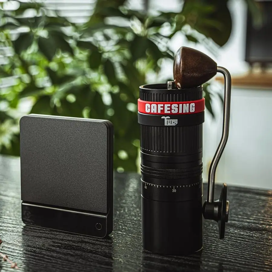 

GRIZZ G1 Manual Coffee Grinder