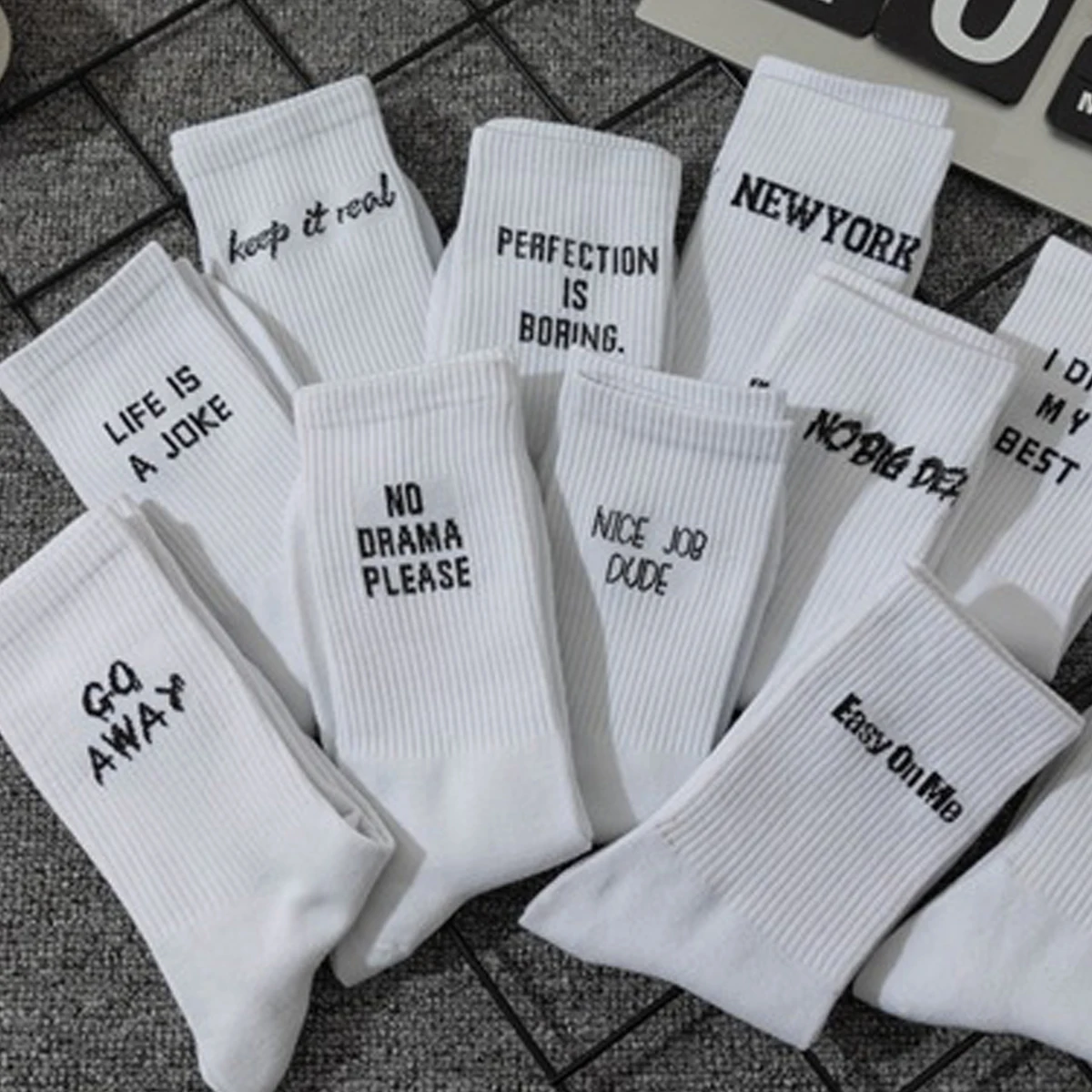 5/10 Pairs Random Men's Crew Socks, White with Letter Design, Trendy, Unique, Fun, Moisture-Wicking, Gift Recommendation