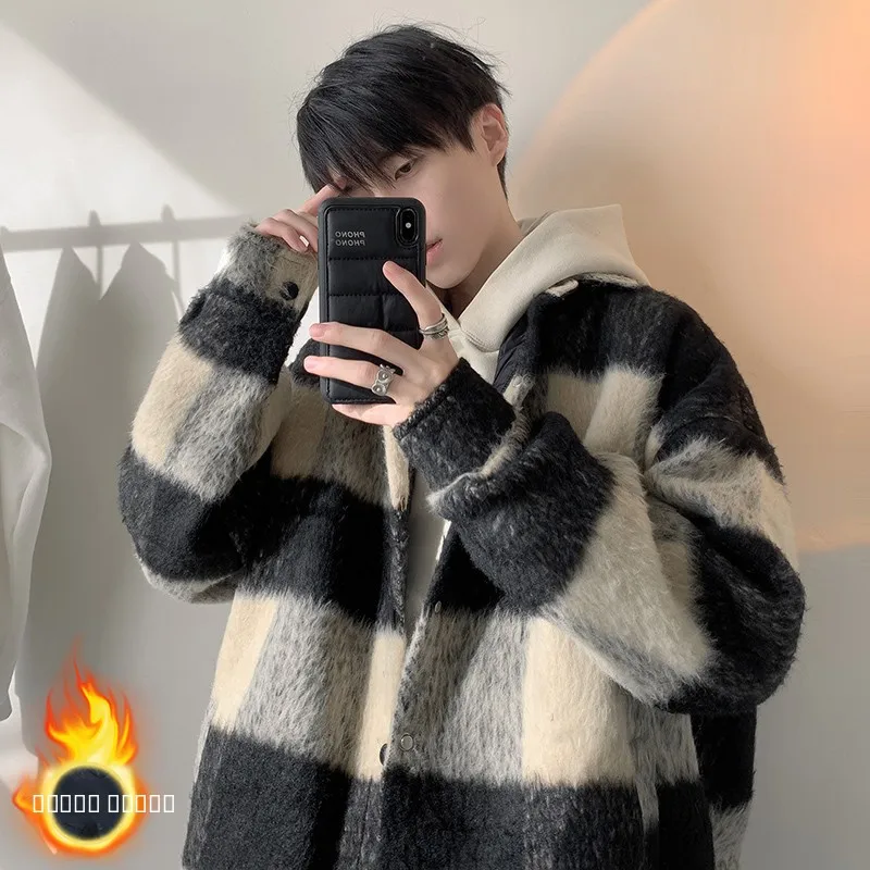 

Men's ort Thiened Woolen Coat Winter Faion Ci Sle Loose Fit Tartan Top Trendy Single Button Closure Side S kets