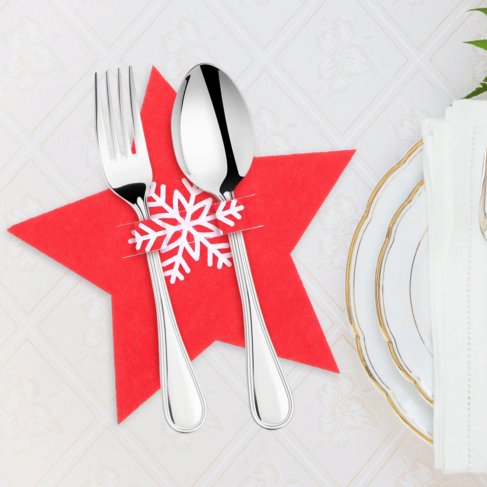 

8Pcs Dining Table Cutlery Bag Exquisite Xmas Cutlery Cover Five-Pointed Star Shape Tableware Pocket Party Use Red