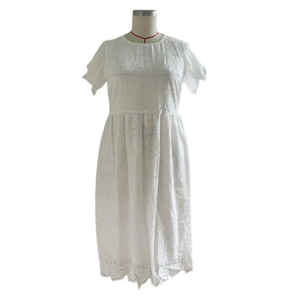 Elegant Plus Size Women Dress Hollow Out Embroidery Lace Slim Solid Color Short Sleeves Formal Party Summer Midi Dress Mom