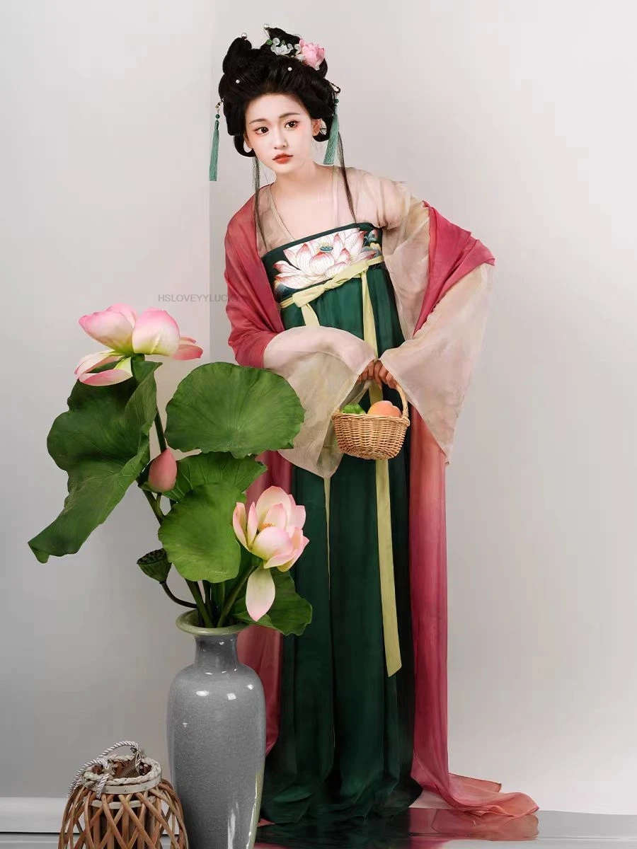 Floral Embroidered Hanfu Dress Traditional Chinese Women Palace Style Princess Cosplay Costumes Embroidery Cosplay Photo Hanfu