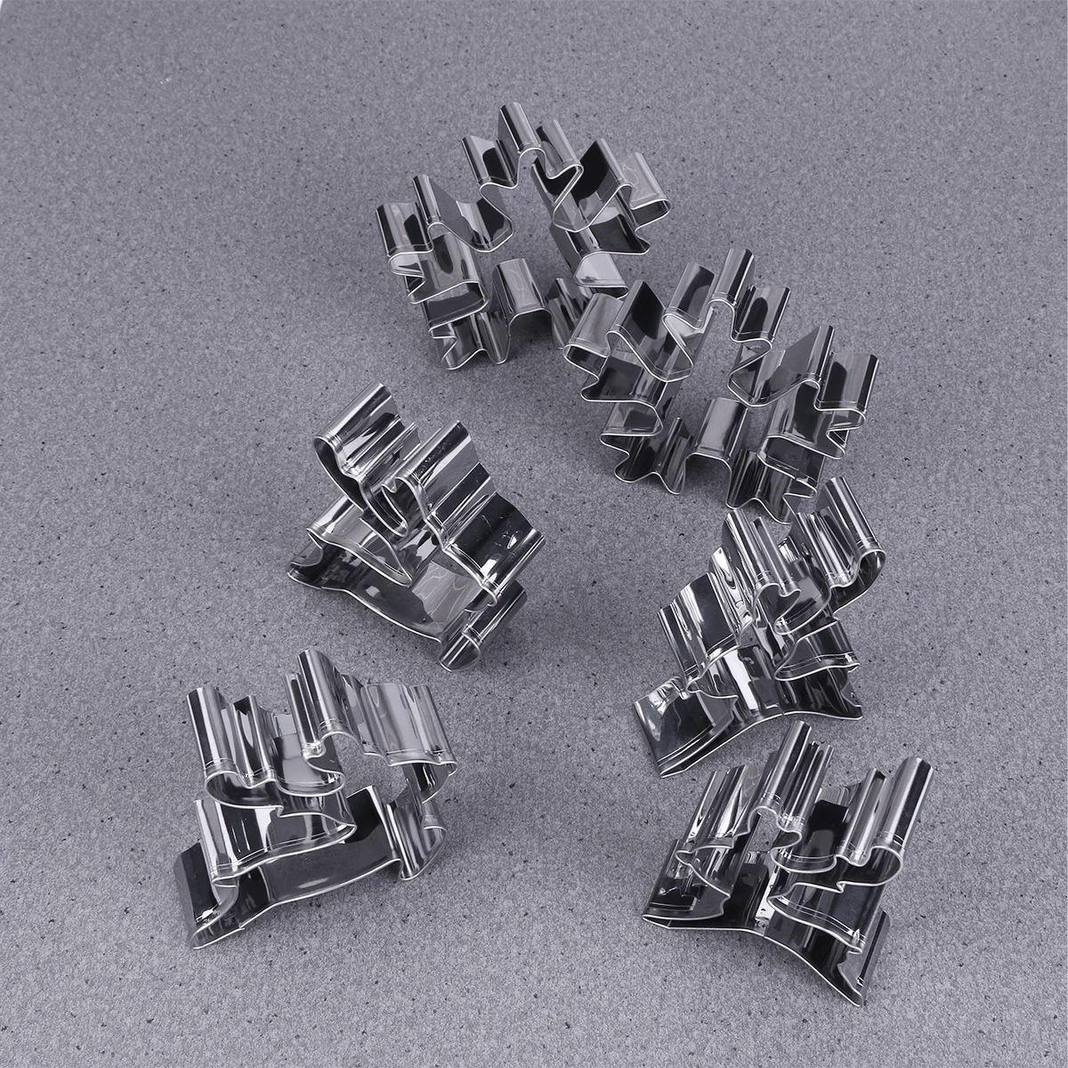 

6Pcs Christmas Cake Mold Stainless Steel Non-Stick Cookie Fondant Chocolate Candy Mould Snowflake Elk Biscuit Baking Tool