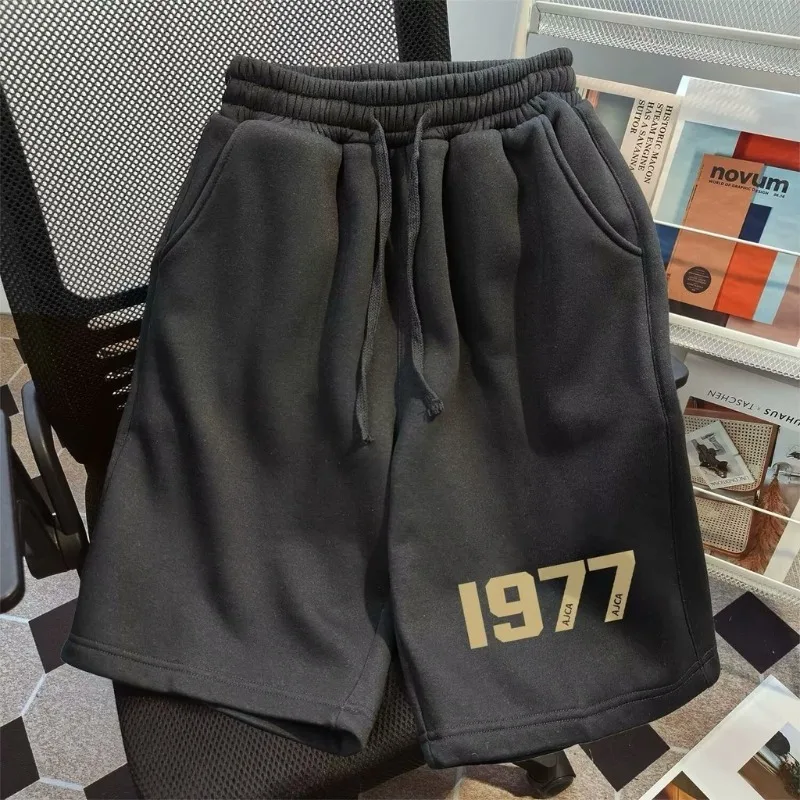 Pantalones cortos de talla grande M-8XL para hombre, pantalones cortos con estampado de letras 1977, pantalones cortos deportivos de baloncesto para jóvenes, pantalones cortos con cordón para gimnasio, pantalones de playa para niño para hombre