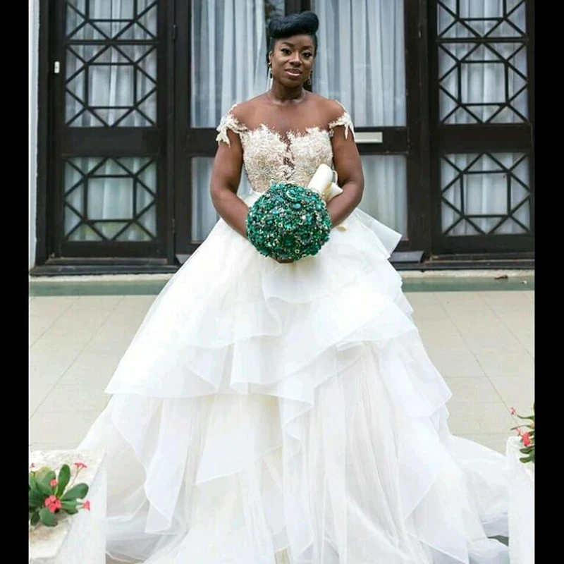 Vestido De novia personalizado con Apliques De encaje y cuello alto, bata De boda con mangas casquillo, ilusión africana, vestido De novia sin espalda, 2025