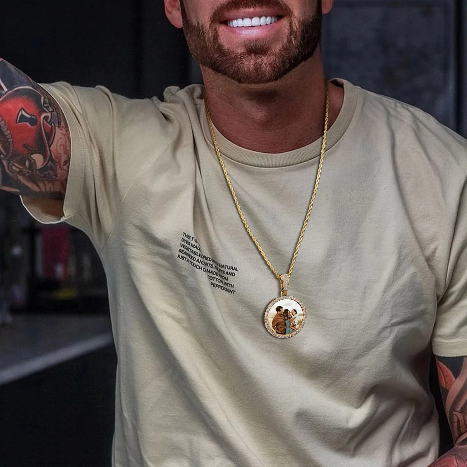 Personalisierte Foto-/Logo-Halskette Hip-Hop Runder Rahmen-Anhänger Individueller Schmuck Geschenk für Freunde & Familie Perfekt für Weihnachten – Detail 12