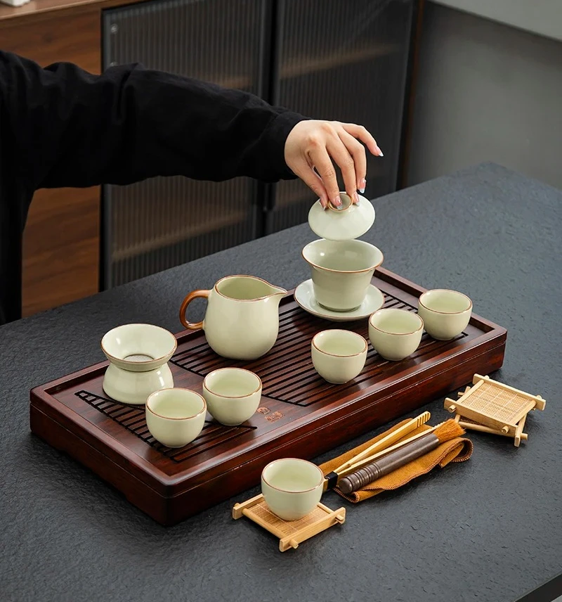 Kung Fu Tea Set Solid Wood Tea Tray Teapot 20-piece Tea +  black teapots