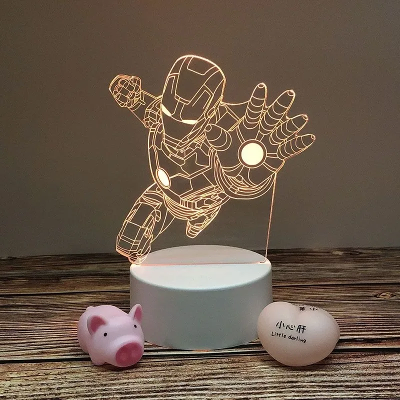 Marvel Avengers Iron Man Spider-Man coloré 3D tridimensionnel LED chevet veilleuse lumière décorative cadeau en gros