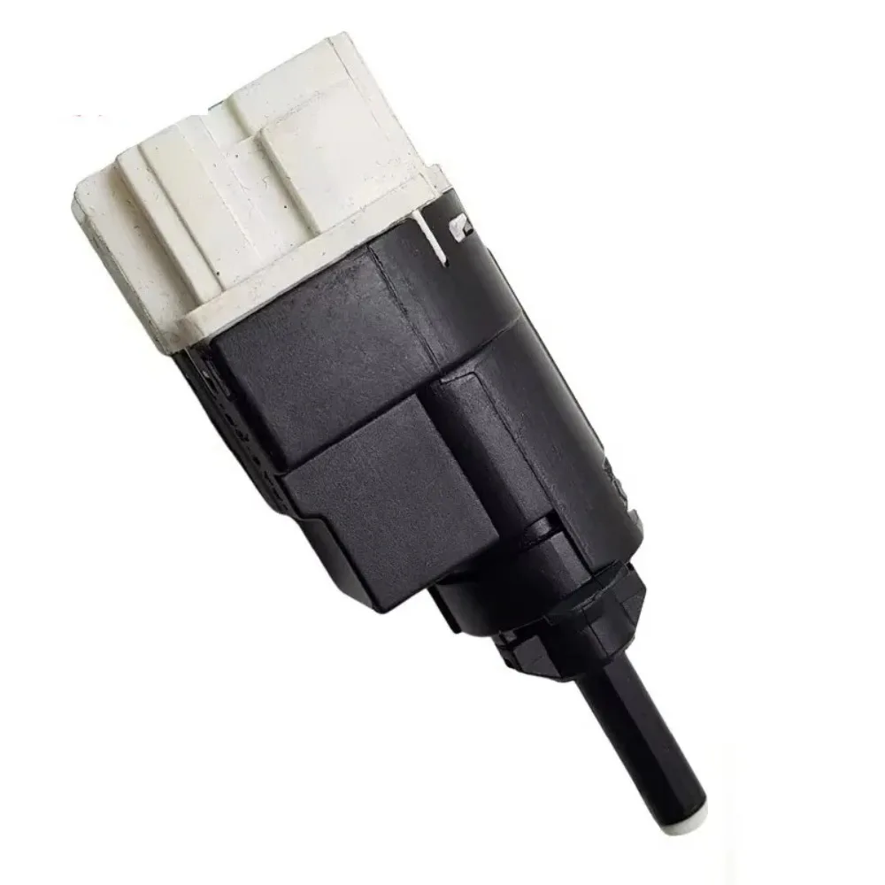 8200276361 مفتاح ضوء الفرامل يناسب Datsun Go / Go+ / Redi-Go لرينو كليو توينجو كليو مودوس فيل ساتيس اسبيس Mk4 جديد