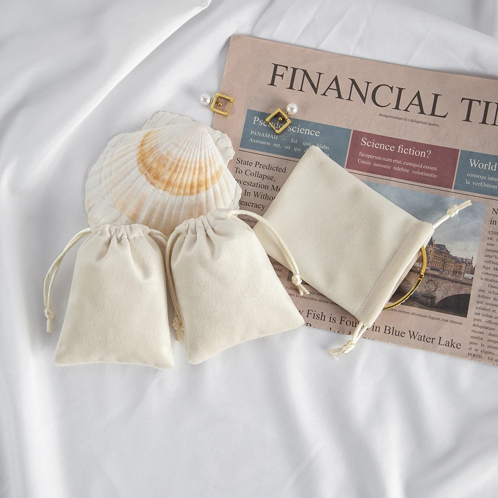 

10Pcs Beige Velvet Bag Drawstrings Pouches 7x9 8x10 9x12 10x15cm Small size Jewelry Gift Display Packing Wedding Party Gift Bags