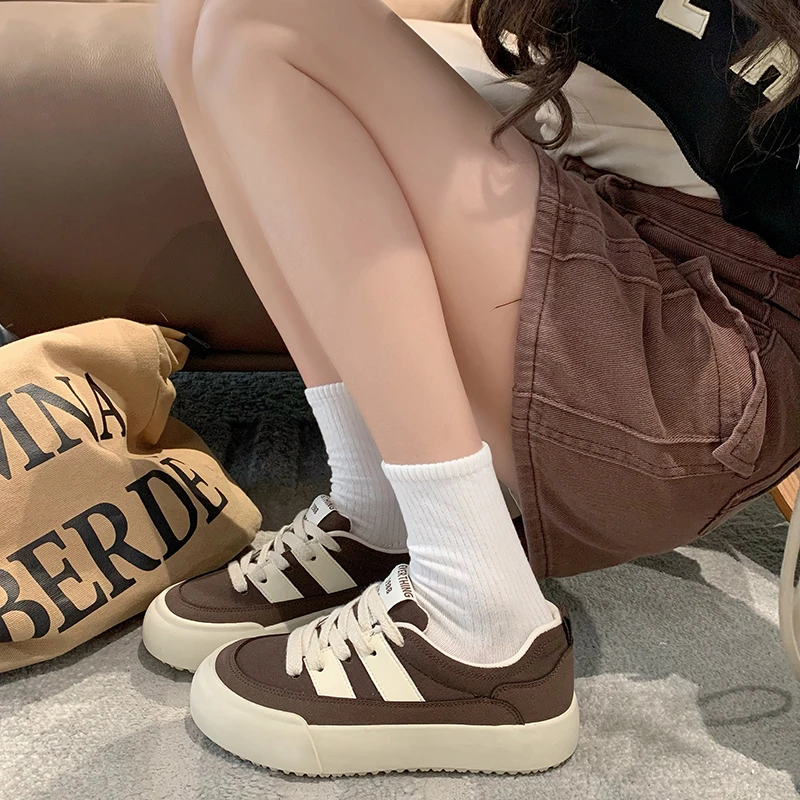 Ladies Shoes 2024 Lace-up Women's Vulcanize Shoes Fashion Color Matching Ladies Casual Shoes New Round Head Classic Sneakers