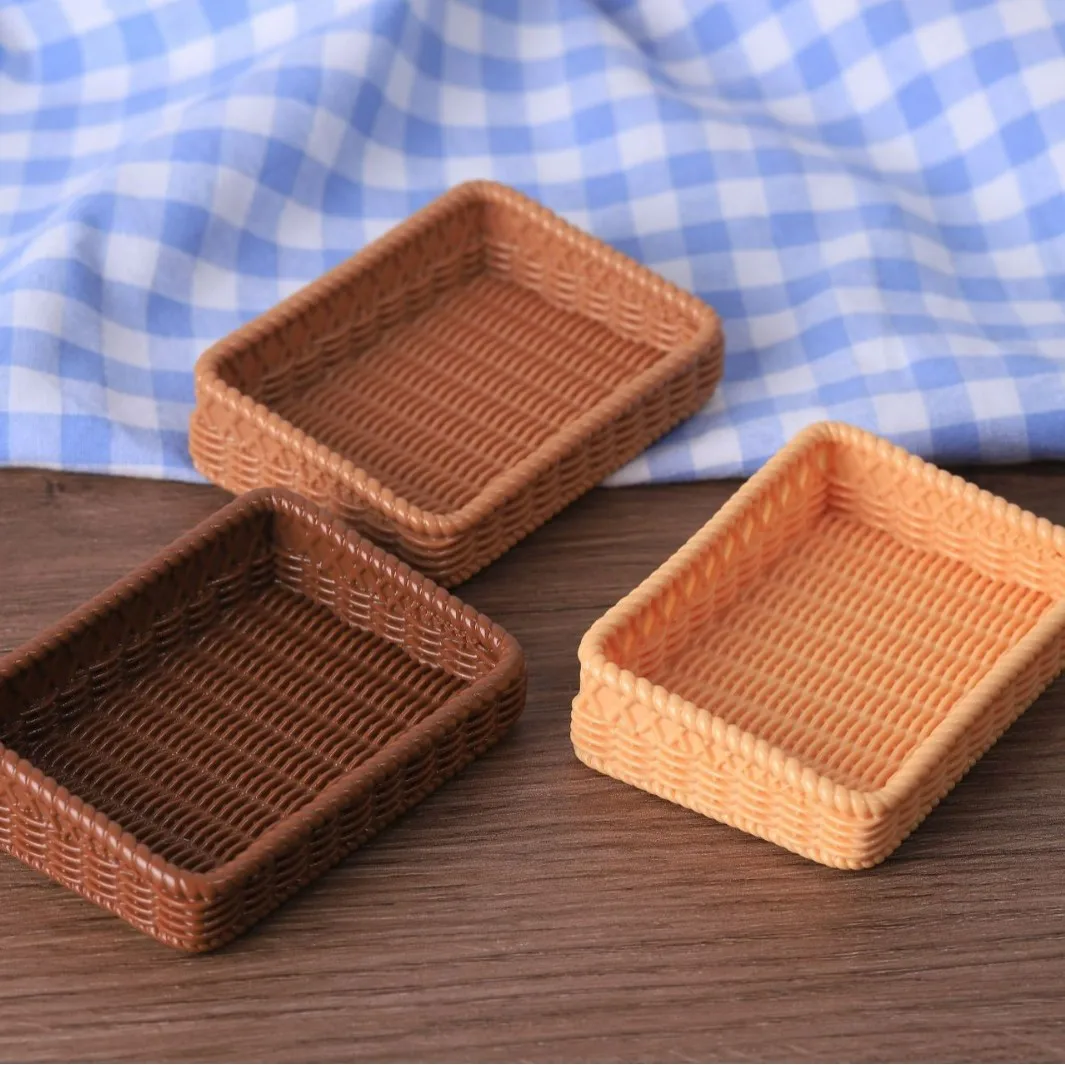 2 Pcs Miniature Model DIY Material Creative Vine Weaving Display Basket Bakery Bread Basket Resin Handmade Material