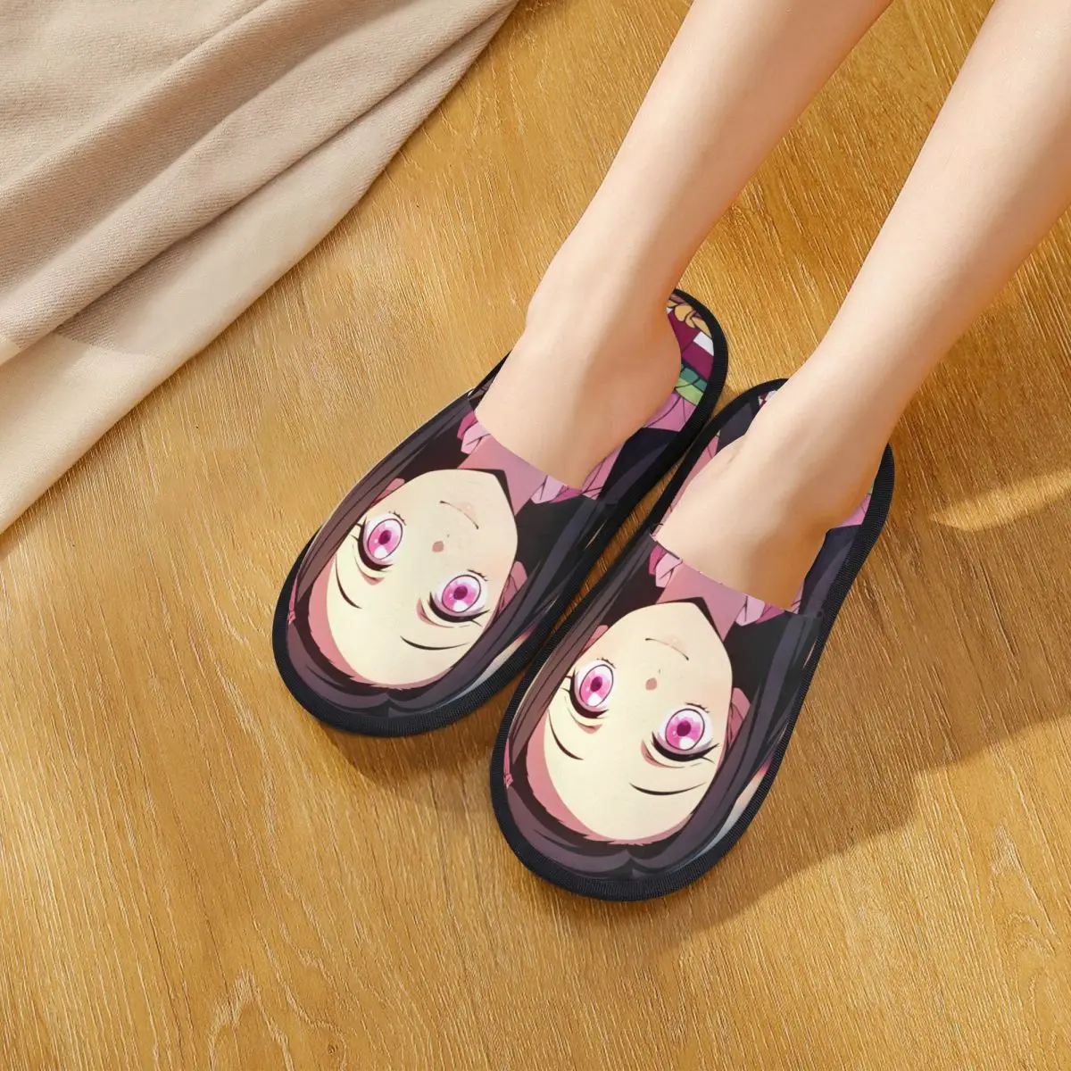 Zapatillas peludas de invierno, accesorios Kawaii Nezuko, toboganes de piel para el hogar, zapatillas para sala de estar, toboganes suaves antideslizantes Demon Slayer