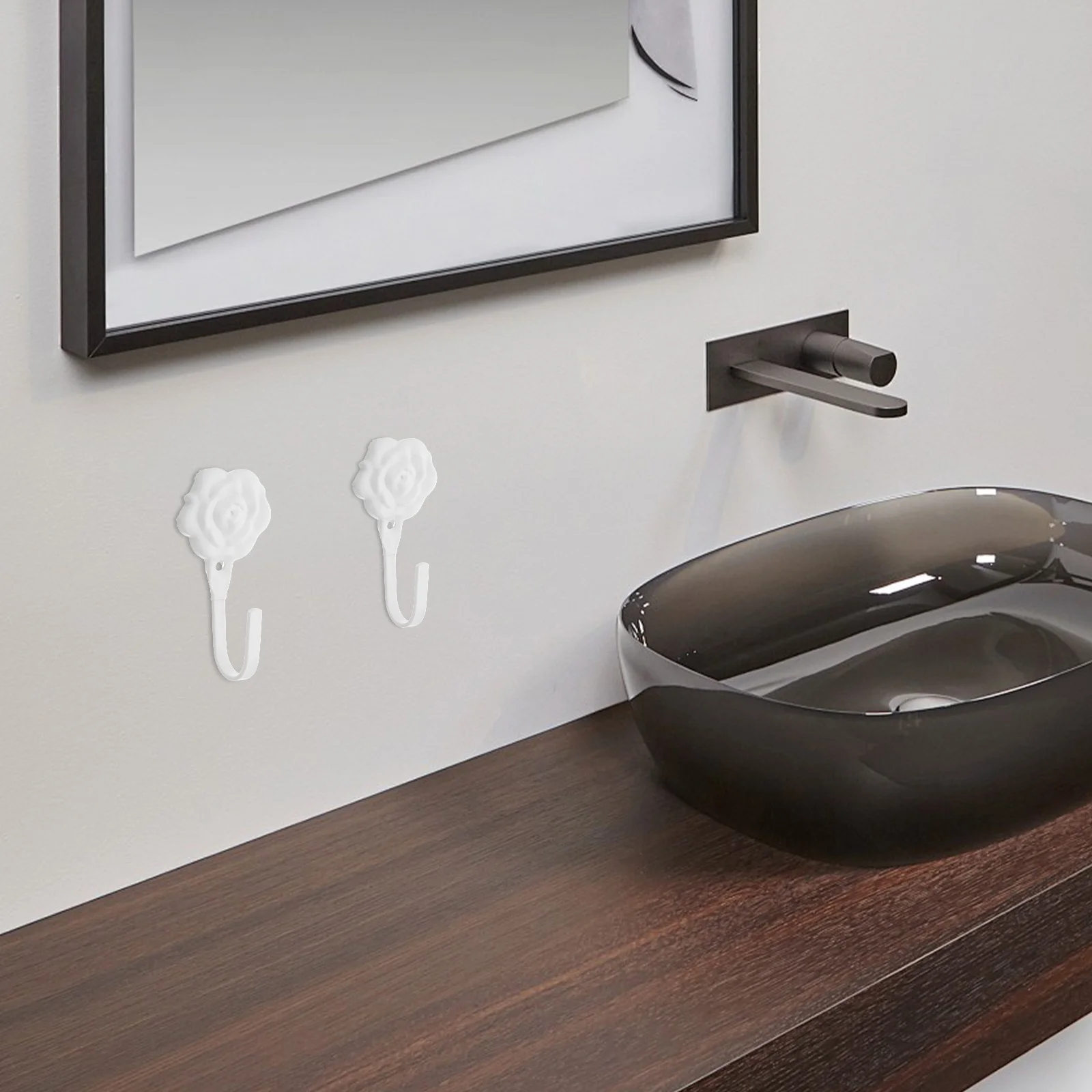 

2Pcs Curtain Hooks Decorative Metal Flower Shape Drapery Holdbacks for Indoor Window Drape Hanging Organizer Functional Decor